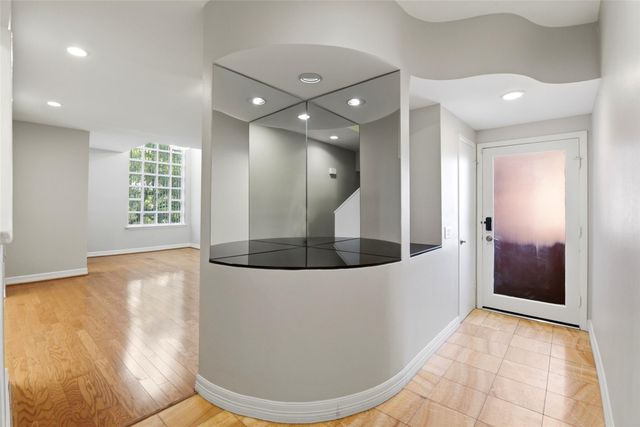 4004 Montrose Boulevard 43, Houston, TX 77006