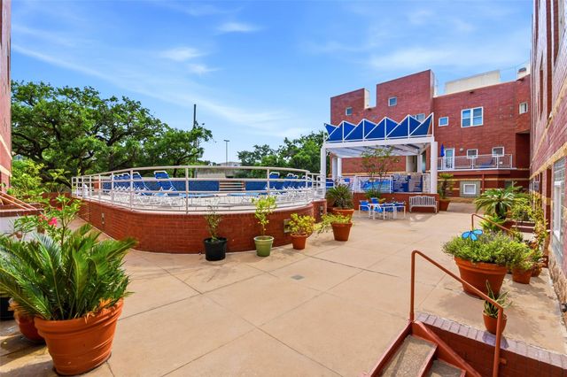 4004 Montrose Boulevard 43, Houston, TX 77006