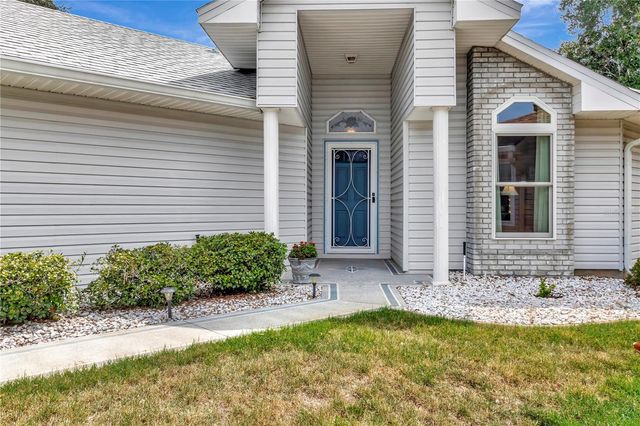 21707 QUEEN MARY COURT, Leesburg, FL 34748