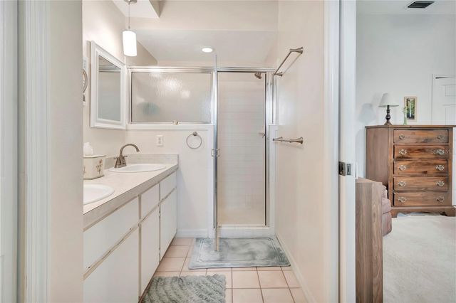 21707 QUEEN MARY COURT, Leesburg, FL 34748