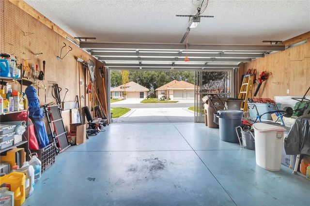 21707 QUEEN MARY COURT, Leesburg, FL 34748