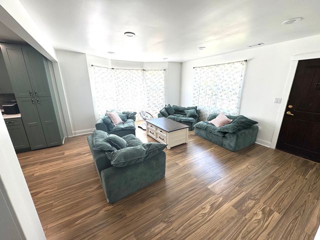 931 Rawson Bridge Road, Cary, IL 60013