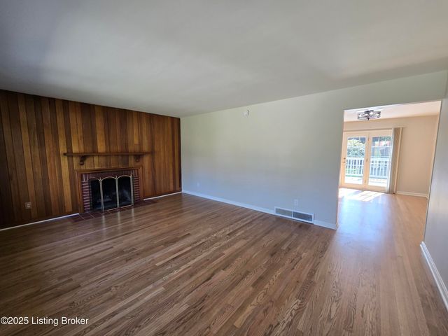 8902 Zabel Way, Louisville, KY 40291