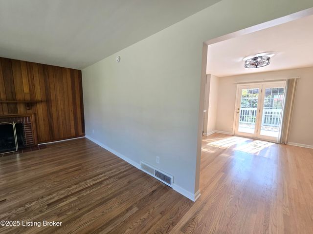 8902 Zabel Way, Louisville, KY 40291