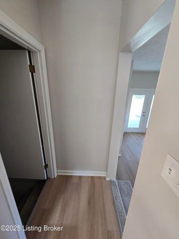 8902 Zabel Way, Louisville, KY 40291