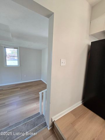 8902 Zabel Way, Louisville, KY 40291