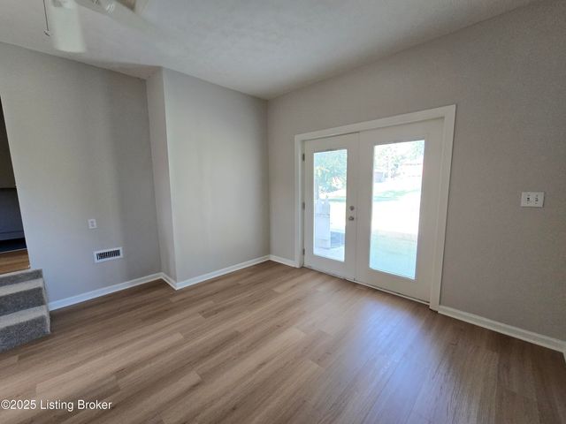 8902 Zabel Way, Louisville, KY 40291