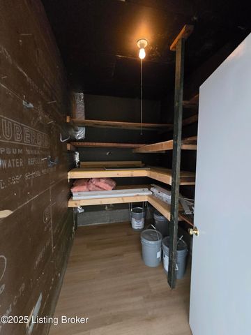 8902 Zabel Way, Louisville, KY 40291