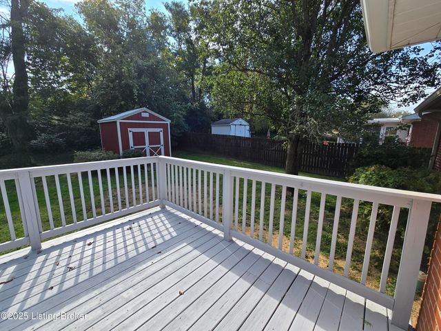 8902 Zabel Way, Louisville, KY 40291