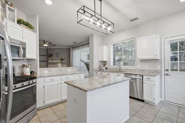 2903 Pioneer WAY, Round Rock, TX 78665