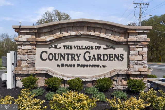 66 STEPPING STONE LN, Sewell, NJ 08080