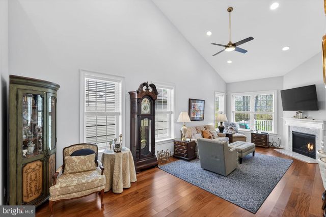 66 STEPPING STONE LN, Sewell, NJ 08080