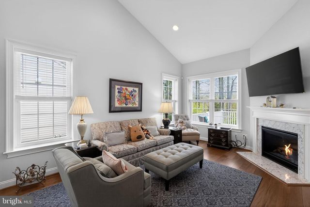 66 STEPPING STONE LN, Sewell, NJ 08080