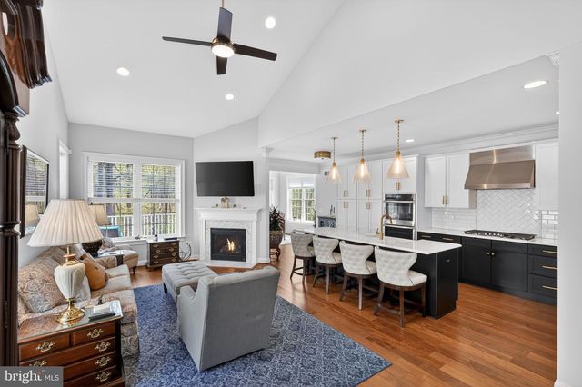 66 STEPPING STONE LN, Sewell, NJ 08080