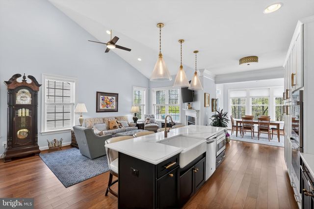 66 STEPPING STONE LN, Sewell, NJ 08080