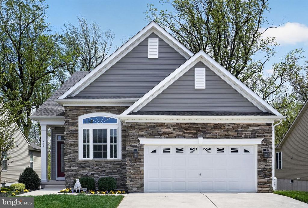 66 STEPPING STONE LN, Sewell, NJ 08080