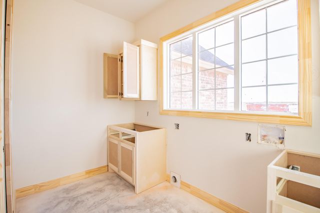 309 Juniper, New Home, TX 79381