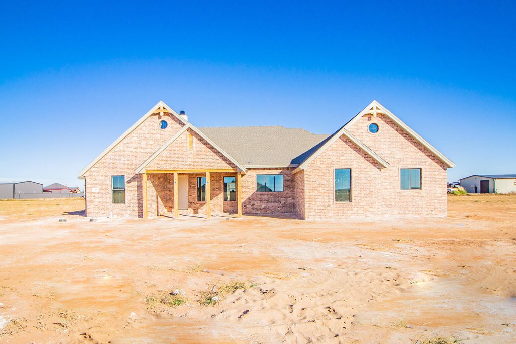 309 Juniper, New Home, TX 79381