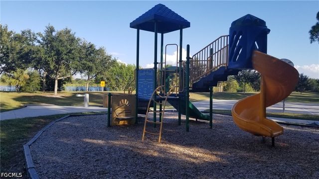 13 Wren DR, Placida, FL 33946