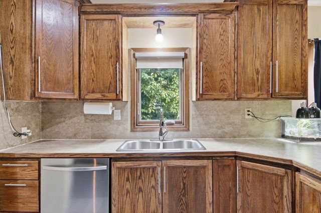 5331 W Robinson, Wichita, KS 67212