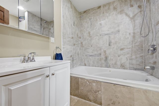 5331 W Robinson, Wichita, KS 67212