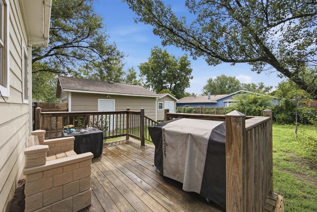 5331 W Robinson, Wichita, KS 67212