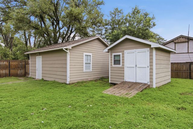 5331 W Robinson, Wichita, KS 67212