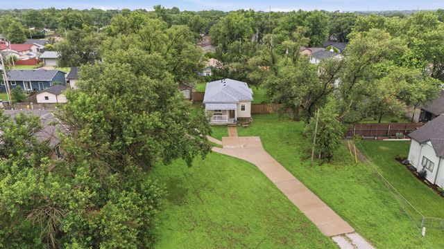 5331 W Robinson, Wichita, KS 67212