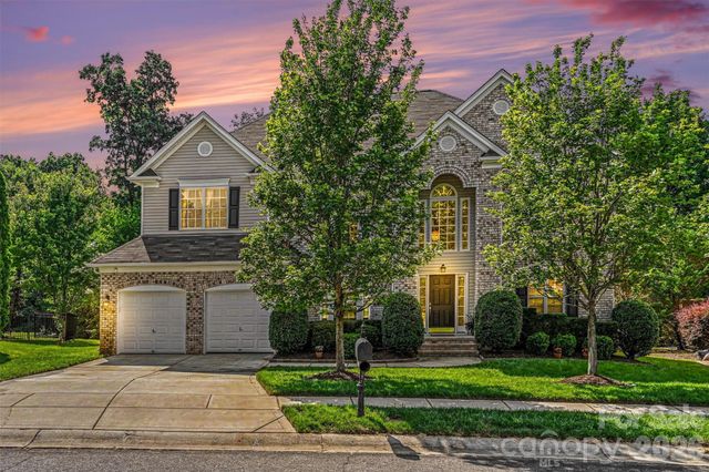 3124 Grandeur Road, Charlotte, NC 28269