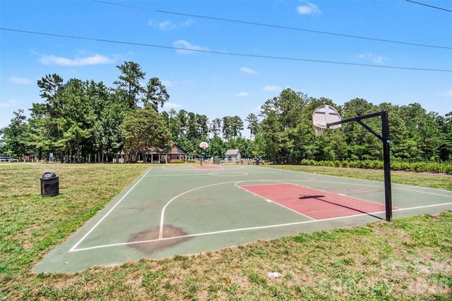 3124 Grandeur Road, Charlotte, NC 28269