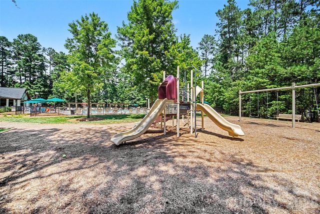 3124 Grandeur Road, Charlotte, NC 28269