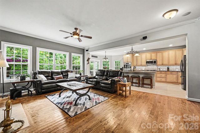 3124 Grandeur Road, Charlotte, NC 28269
