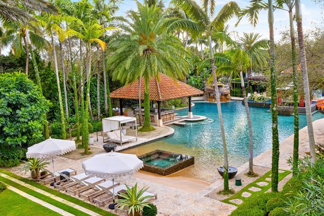 12227 Tillinghast Circle, Palm Beach Gardens, FL 33418