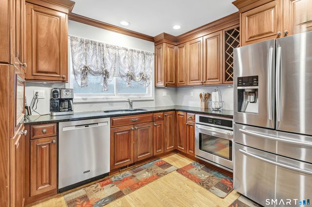 5 Meeting House Lane 5, Shelton, CT 06484