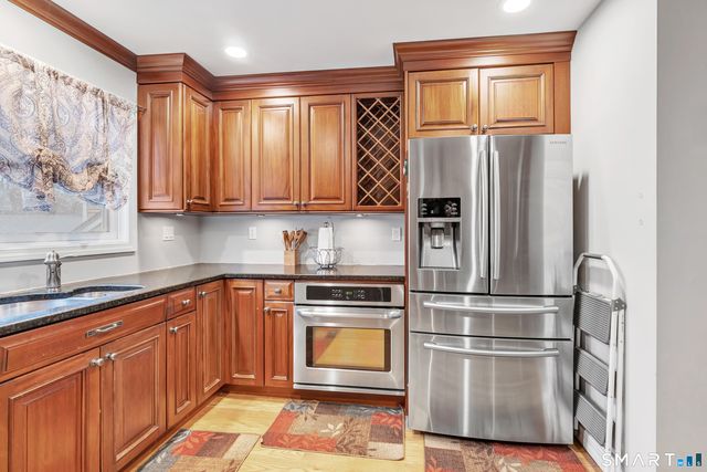 5 Meeting House Lane 5, Shelton, CT 06484