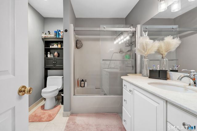 5 Meeting House Lane 5, Shelton, CT 06484