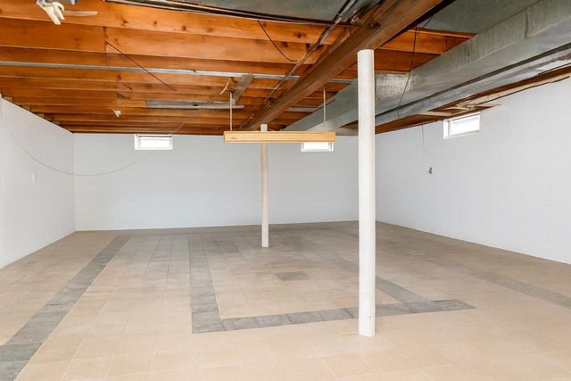 1905 ROOSEVELT AVENUE, Oshkosh, WI 54901