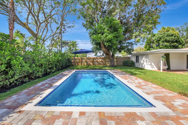 345 Churchill Road, West Palm Beach, FL 33405