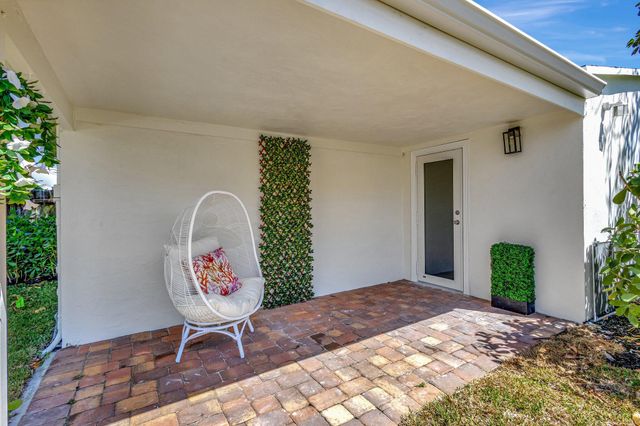 345 Churchill Road, West Palm Beach, FL 33405