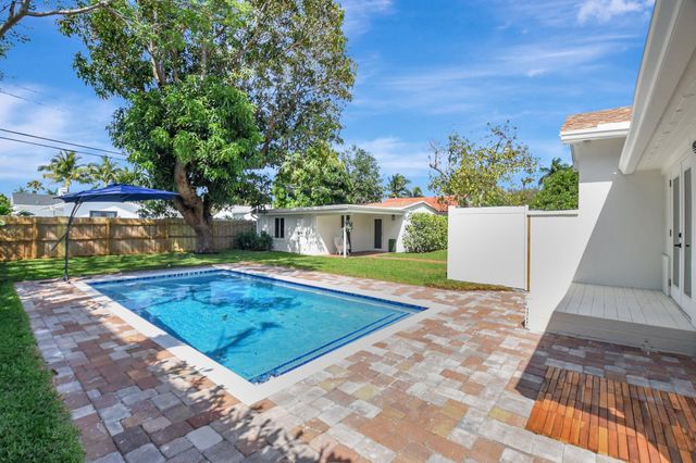 345 Churchill Road, West Palm Beach, FL 33405