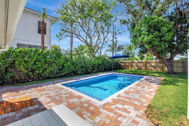 345 Churchill Road, West Palm Beach, FL 33405