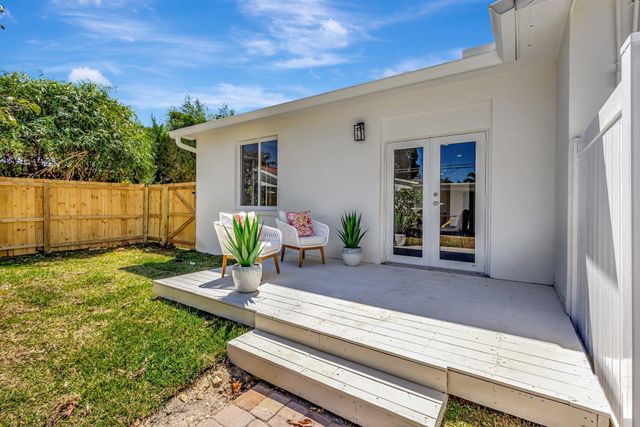 345 Churchill Road, West Palm Beach, FL 33405