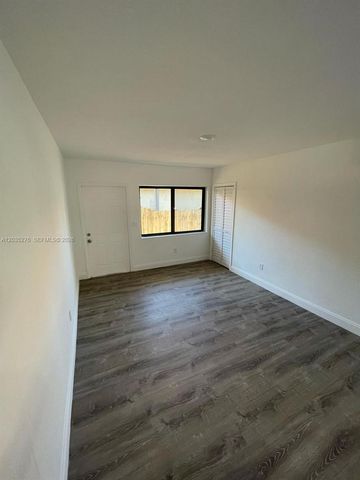 7360 SW 21st Street 7360, Miami, FL 33155