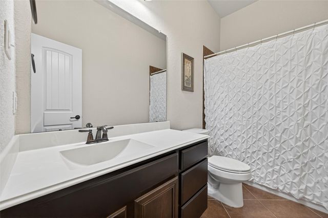 110 Carriage Court, Magnolia, TX 77354