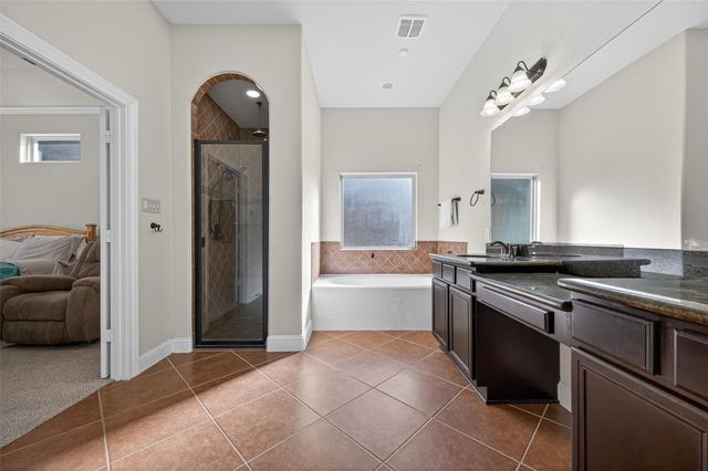 110 Carriage Court, Magnolia, TX 77354