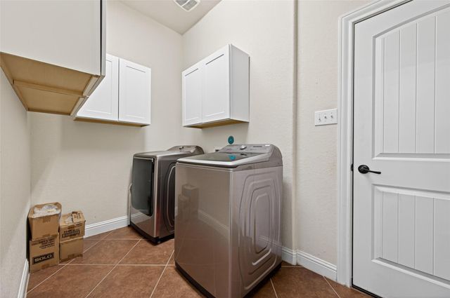 110 Carriage Court, Magnolia, TX 77354