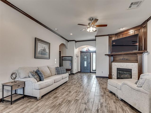 5137 SW 120th Terrace, Oklahoma City, OK 73173