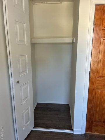 3201 Heatherstone Court, Orion Charter Township, MI 48360