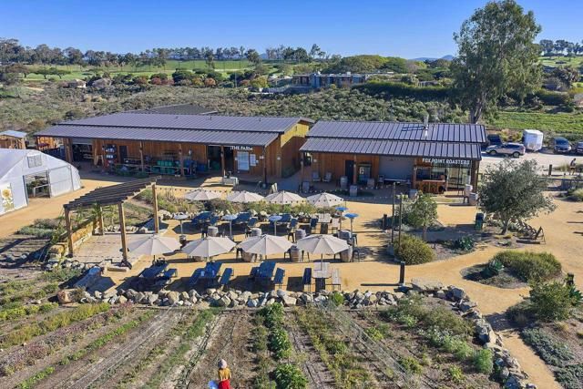 1601 San Remo Place 101, Encinitas, CA 92024