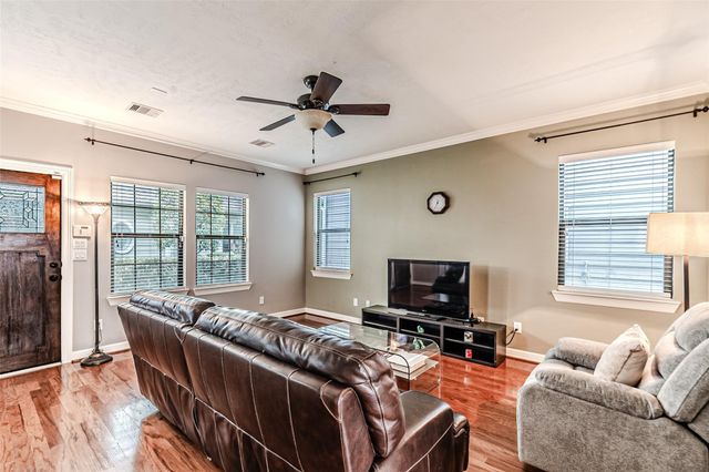 1828 Woodbend Village Court, Houston, TX 77055